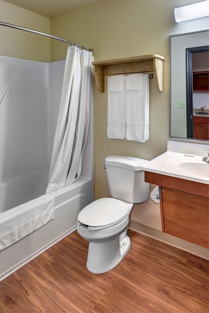 Extended Stay America Select Suites - Wichita - Airport חדר תמונה