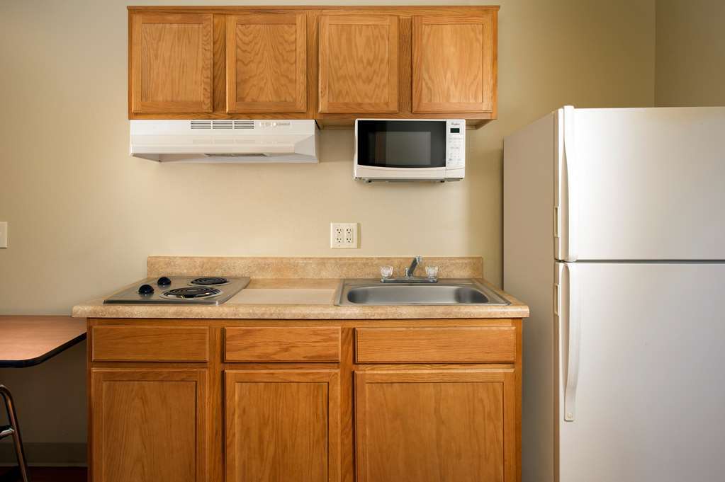 Extended Stay America Select Suites - Wichita - Airport חדר תמונה
